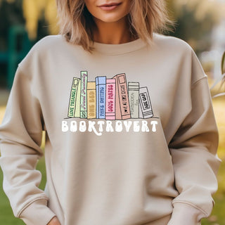 Booktrovert B Distressed