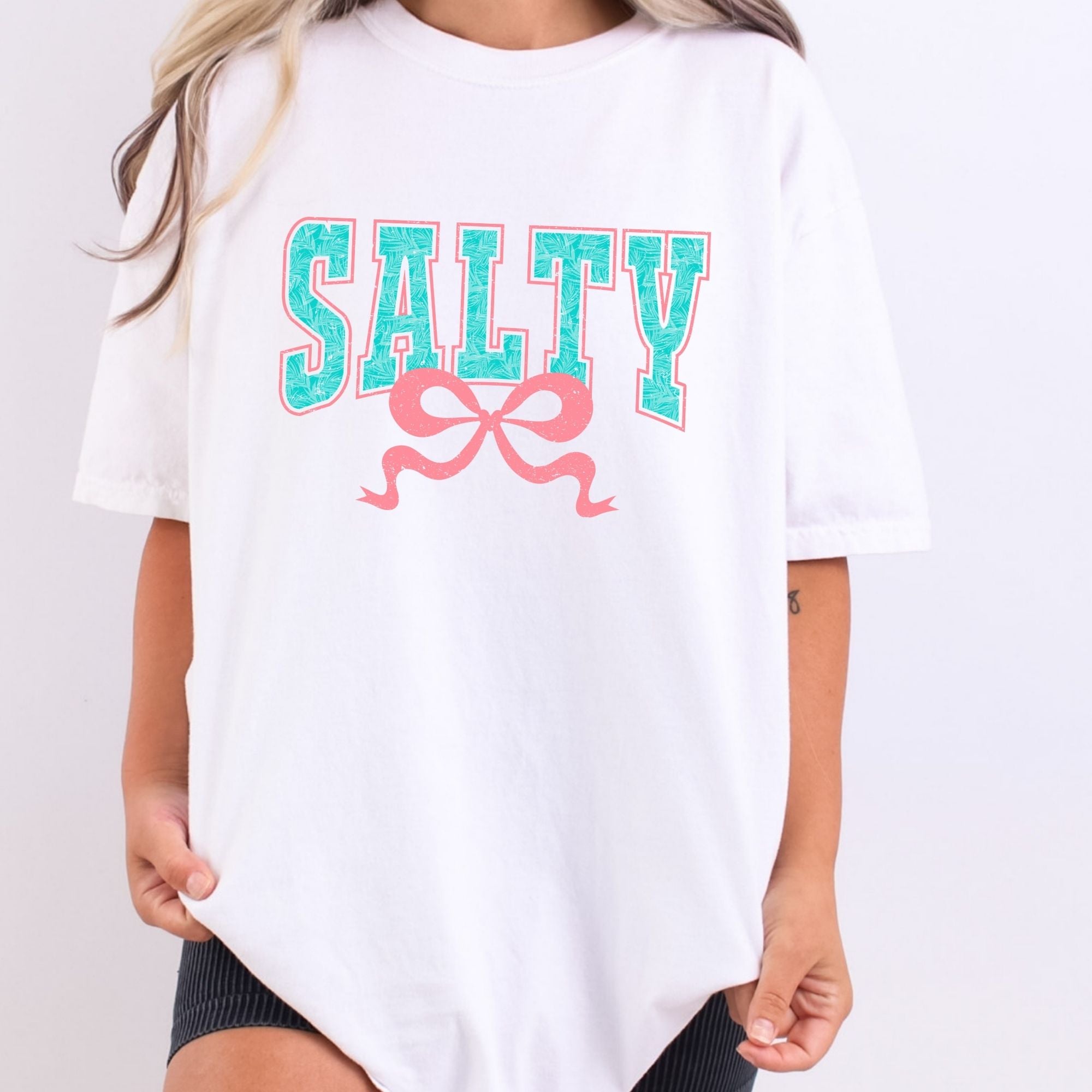 Distressed Salty Bow