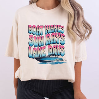 Ombre Boat Waves Sun Rays Lake Days